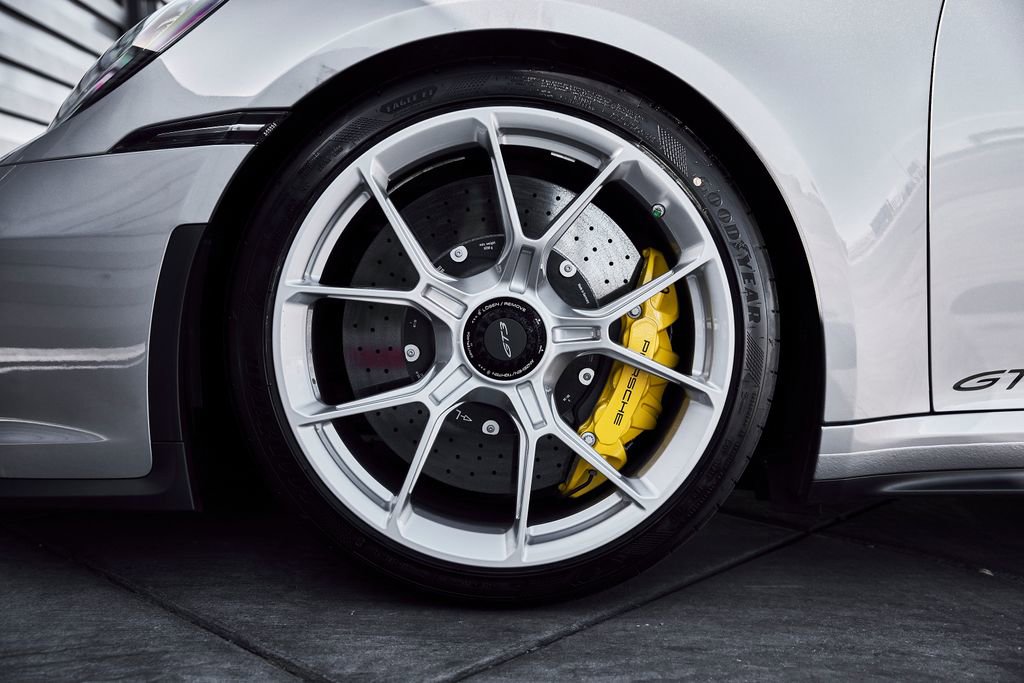 Used 2023 Porsche 911 GT3 RWD image 3