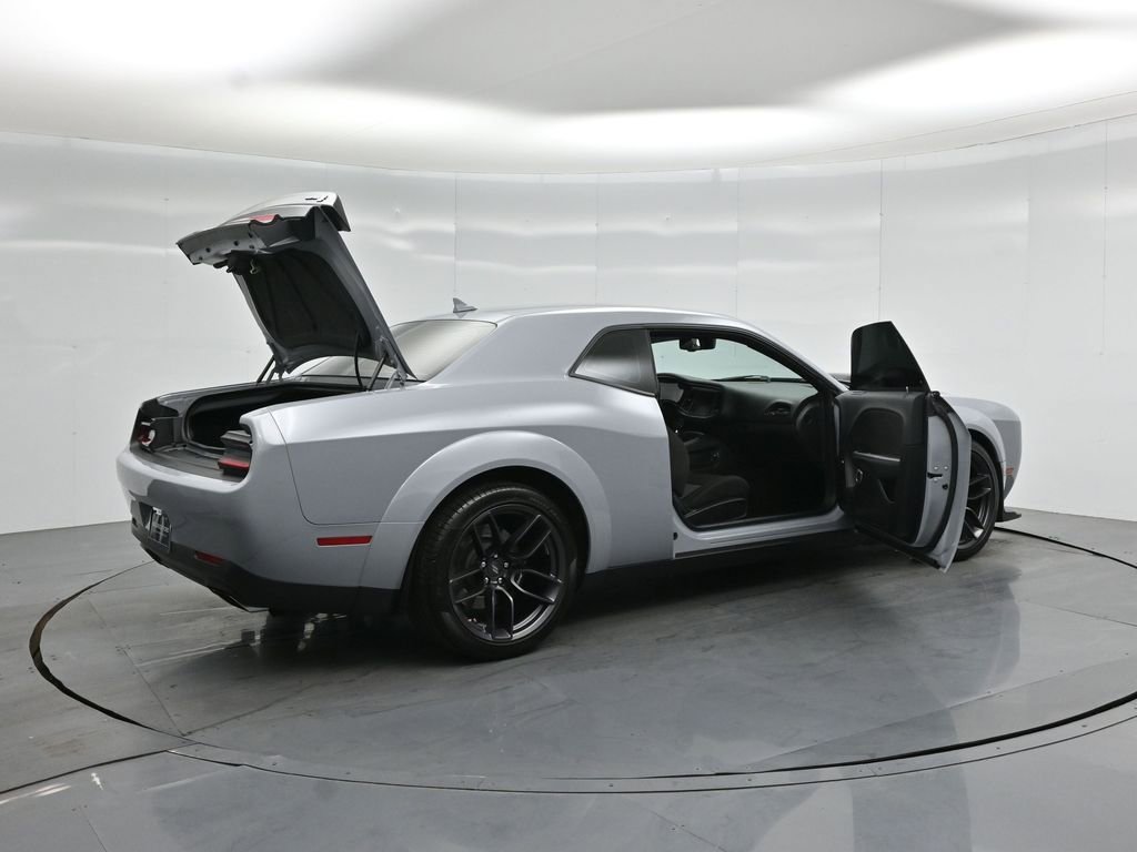 Used 2021 Dodge Challenger R/T Scat Pack RWD image 5