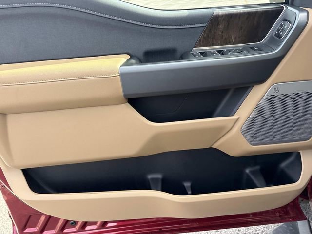 New 2026 Ford F250 Lariat w/ Black Appearance Package image 20