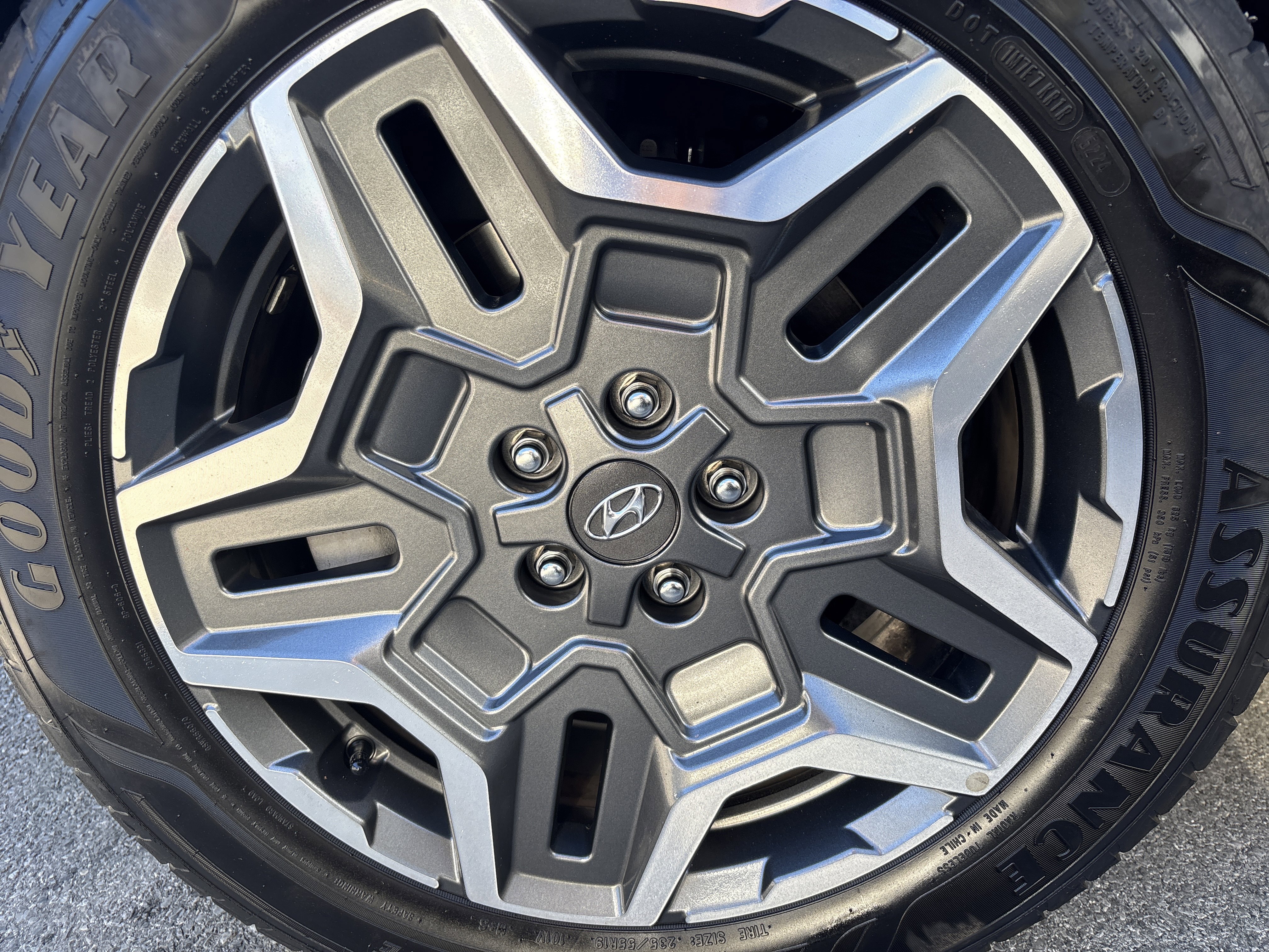 Used 2022 Hyundai Santa Fe SEL Premium image 26