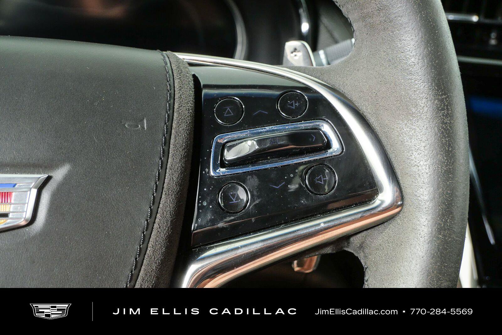 Used 2019 Cadillac CTS V w/ Carbon Fiber Package RWD image 12