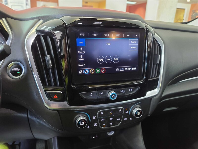 Used 2020 Chevrolet Traverse LT FWD image 26