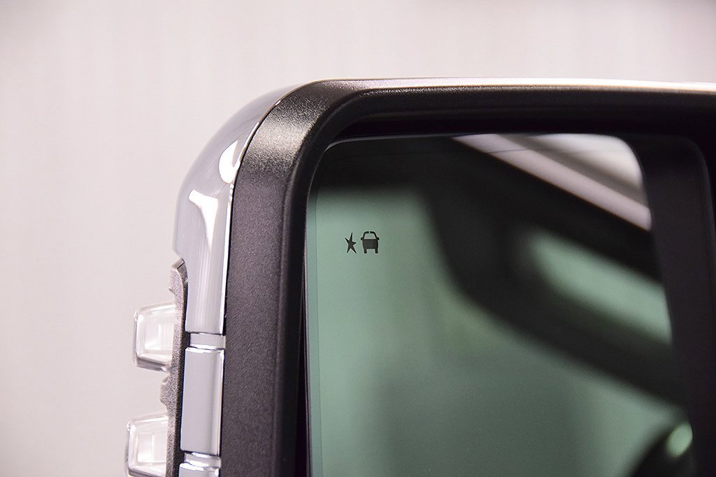 Used 2023 GMC Sierra 2500 Denali image 17