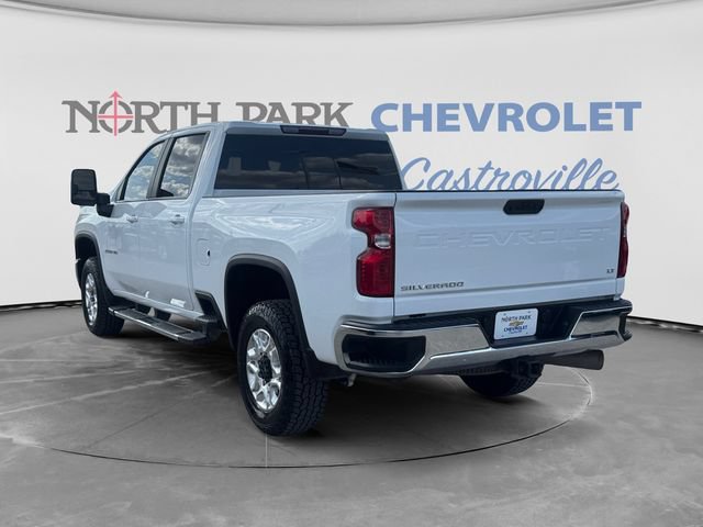 Used 2024 Chevrolet Silverado 2500 LT AWD/4WD image 7