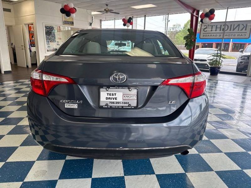 Used 2015 Toyota Corolla LE image 6