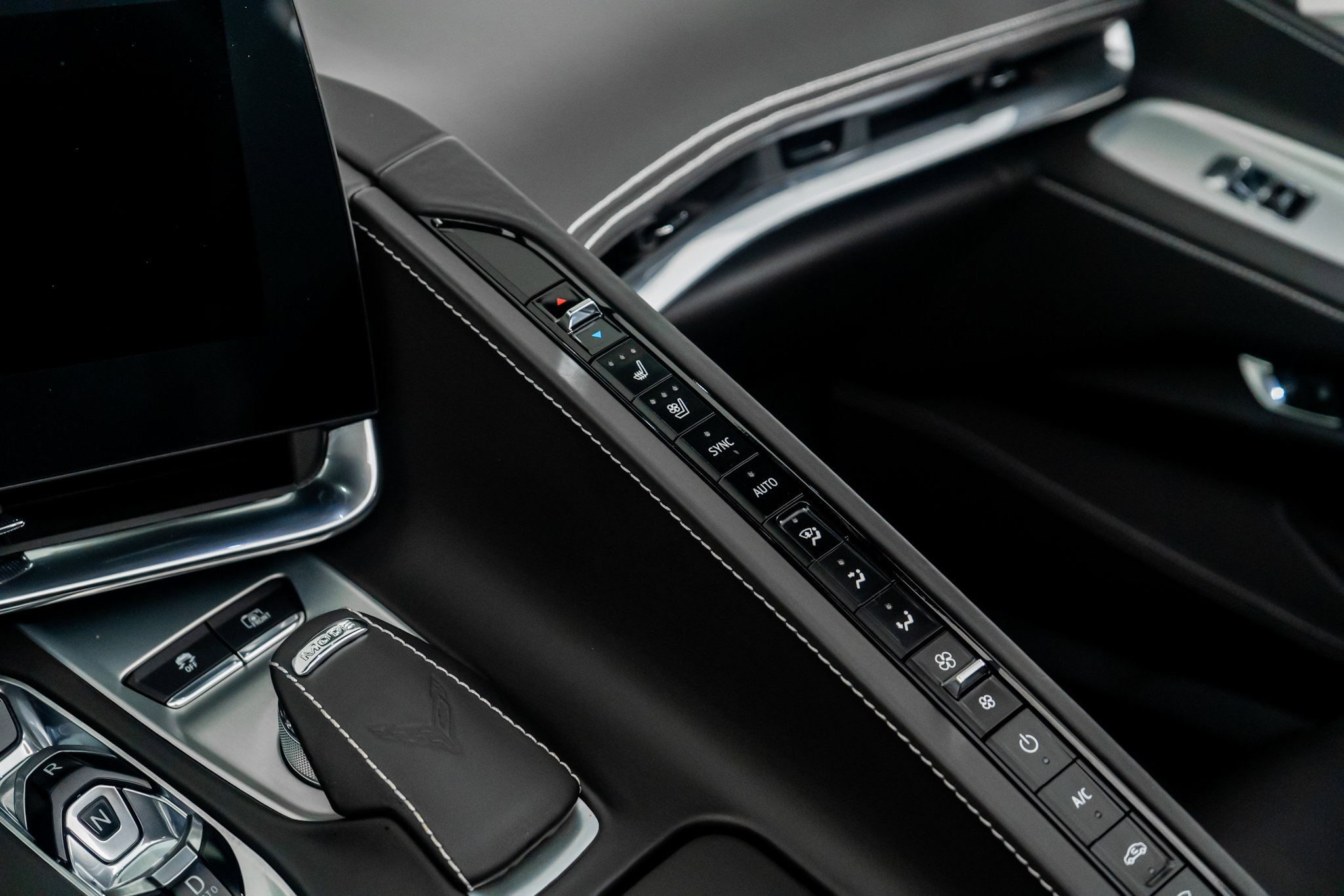 Used 2020 Chevrolet Corvette Stingray Premium Cpe w/ 3LT image 37