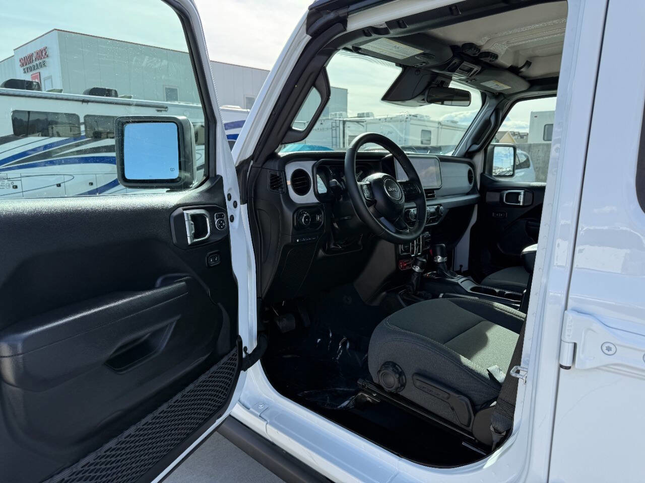 Used 2025 Jeep Wrangler Unlimited Sport S 4xe AWD/4WD image 17