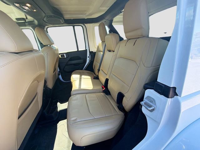 Used 2019 Jeep Wrangler Unlimited Sahara image 19