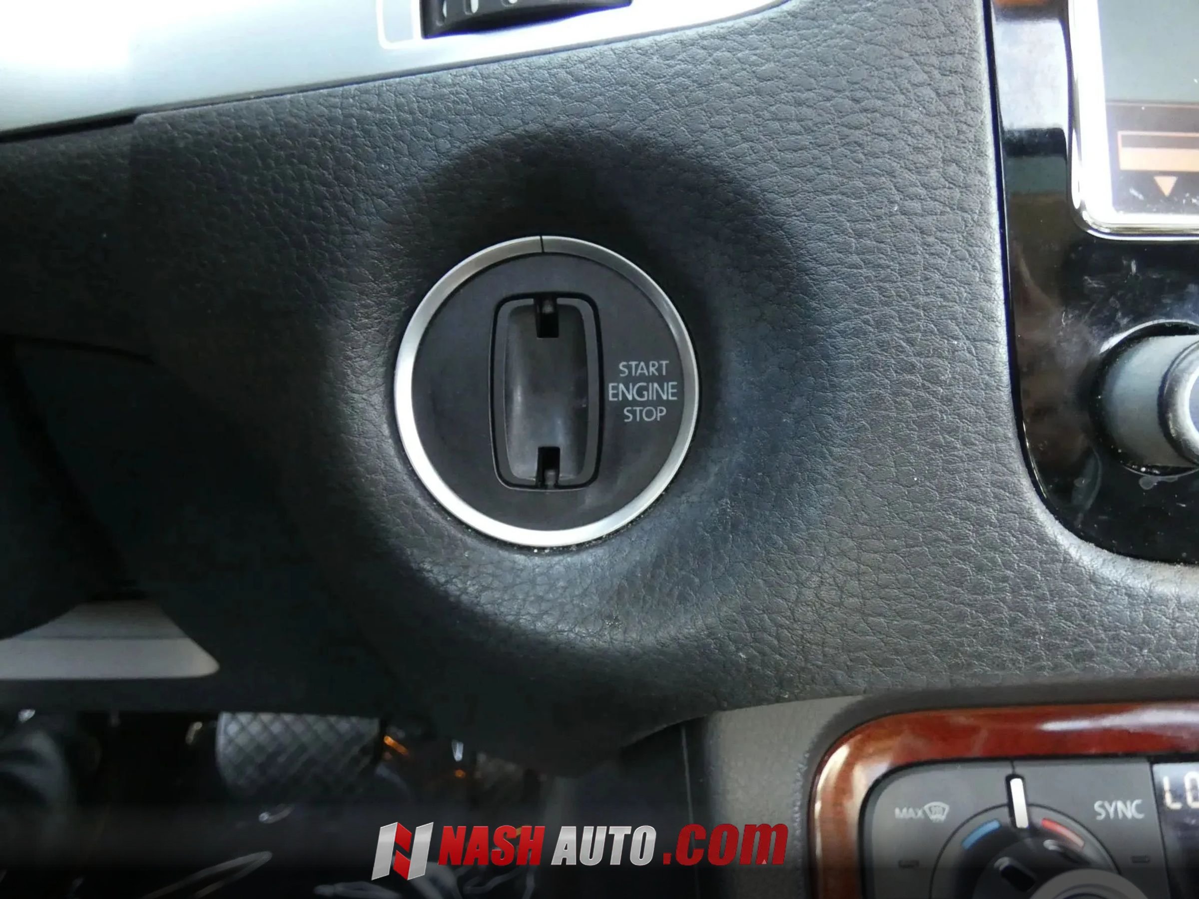 Used 2014 Volkswagen Touareg VR6 AWD/4WD image 53