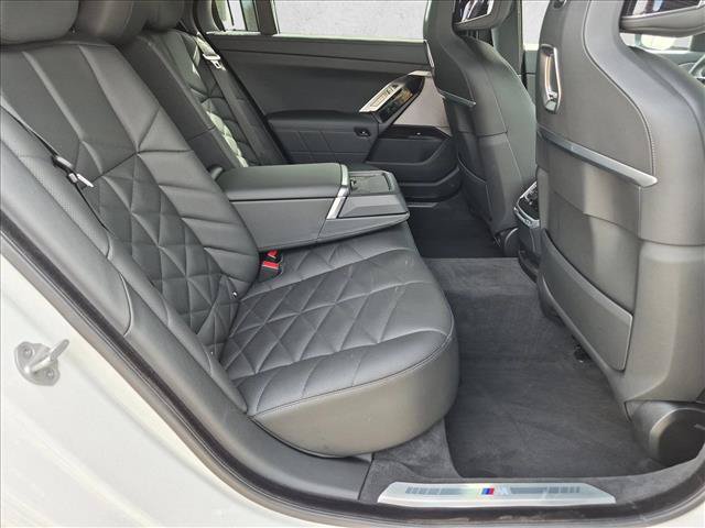 Used 2026 BMW 740i xDrive AWD/4WD image 20