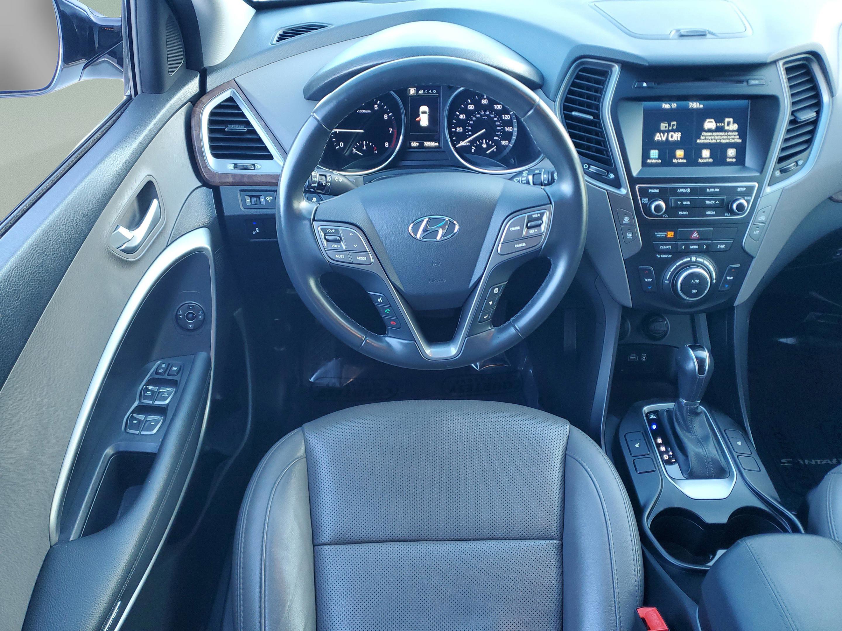 Used 2018 Hyundai Santa Fe Sport image 11