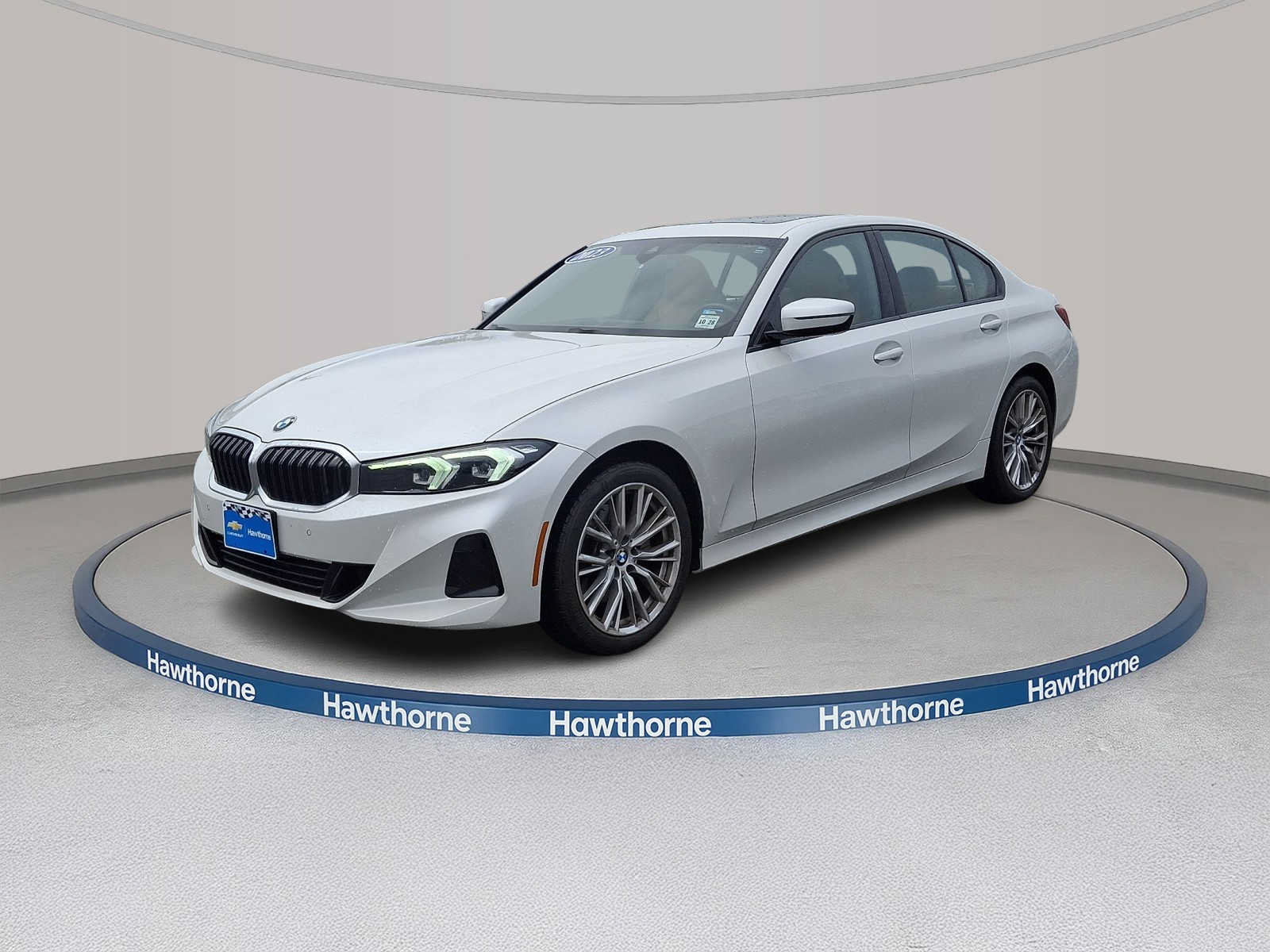 Used 2023 BMW 330i xDrive Sedan w/ Premium Package AWD/4WD image 3