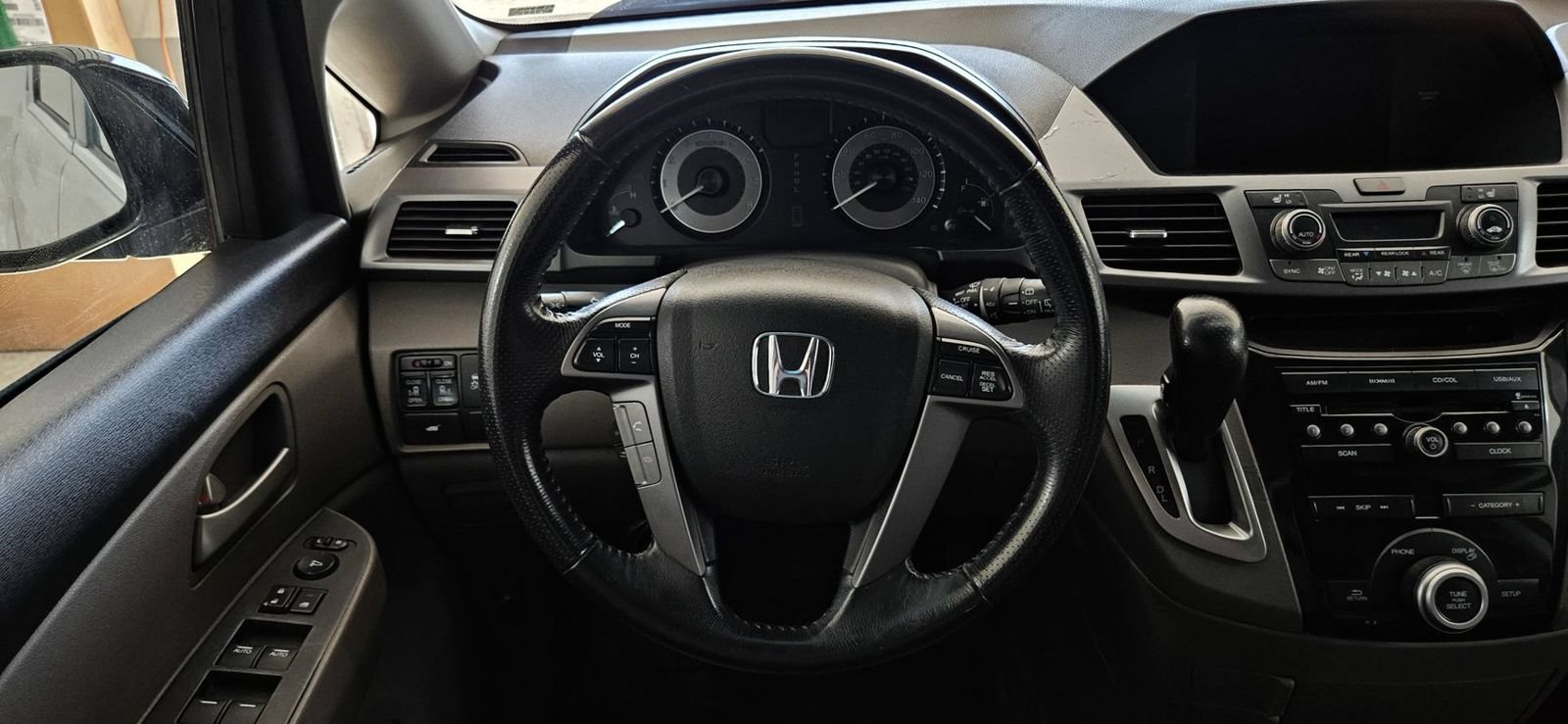 Used 2011 Honda Odyssey EX-L image 10