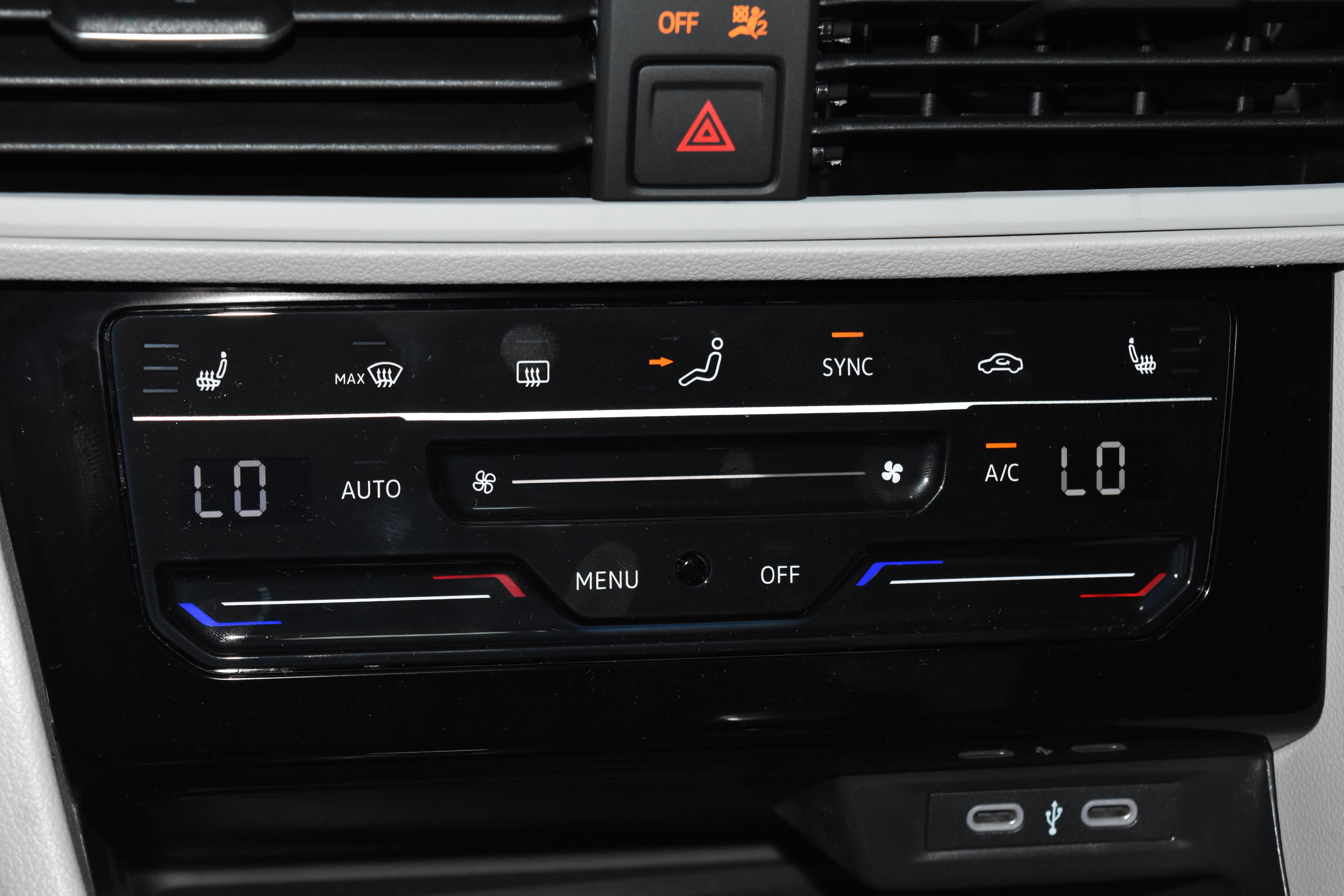 New 2026 Volkswagen Jetta SE FWD image 11