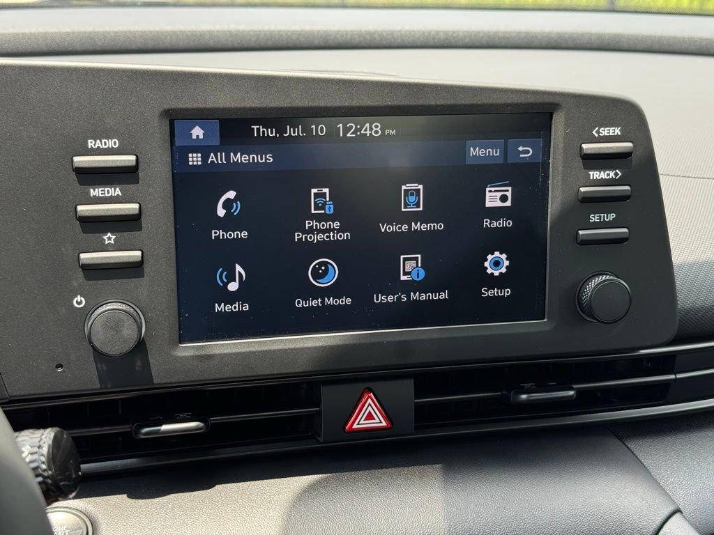 Certified 2025 Hyundai Elantra Sport image 24