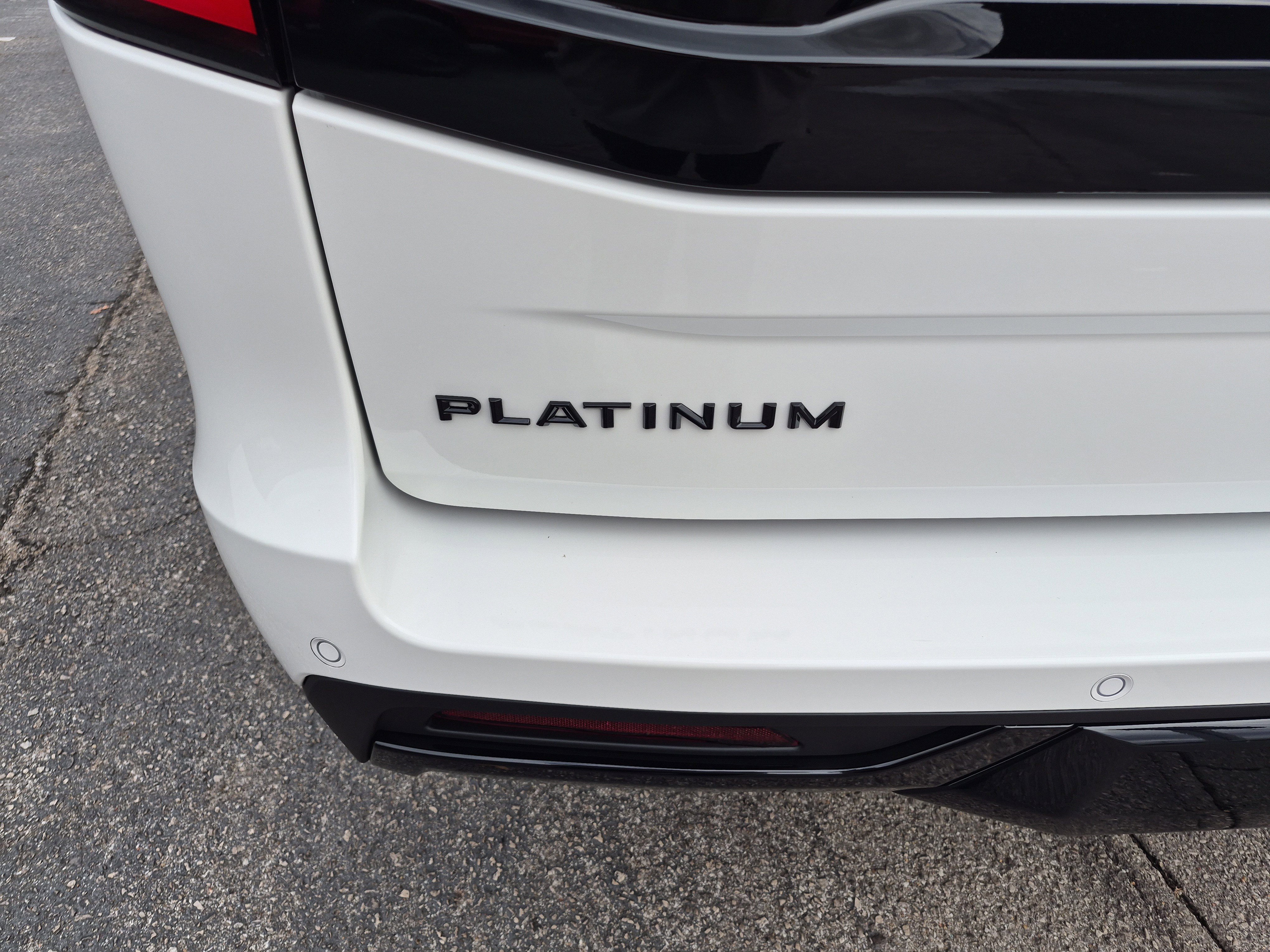 New 2026 Ford Expedition Platinum w/ Stealth Appearance Package image 7