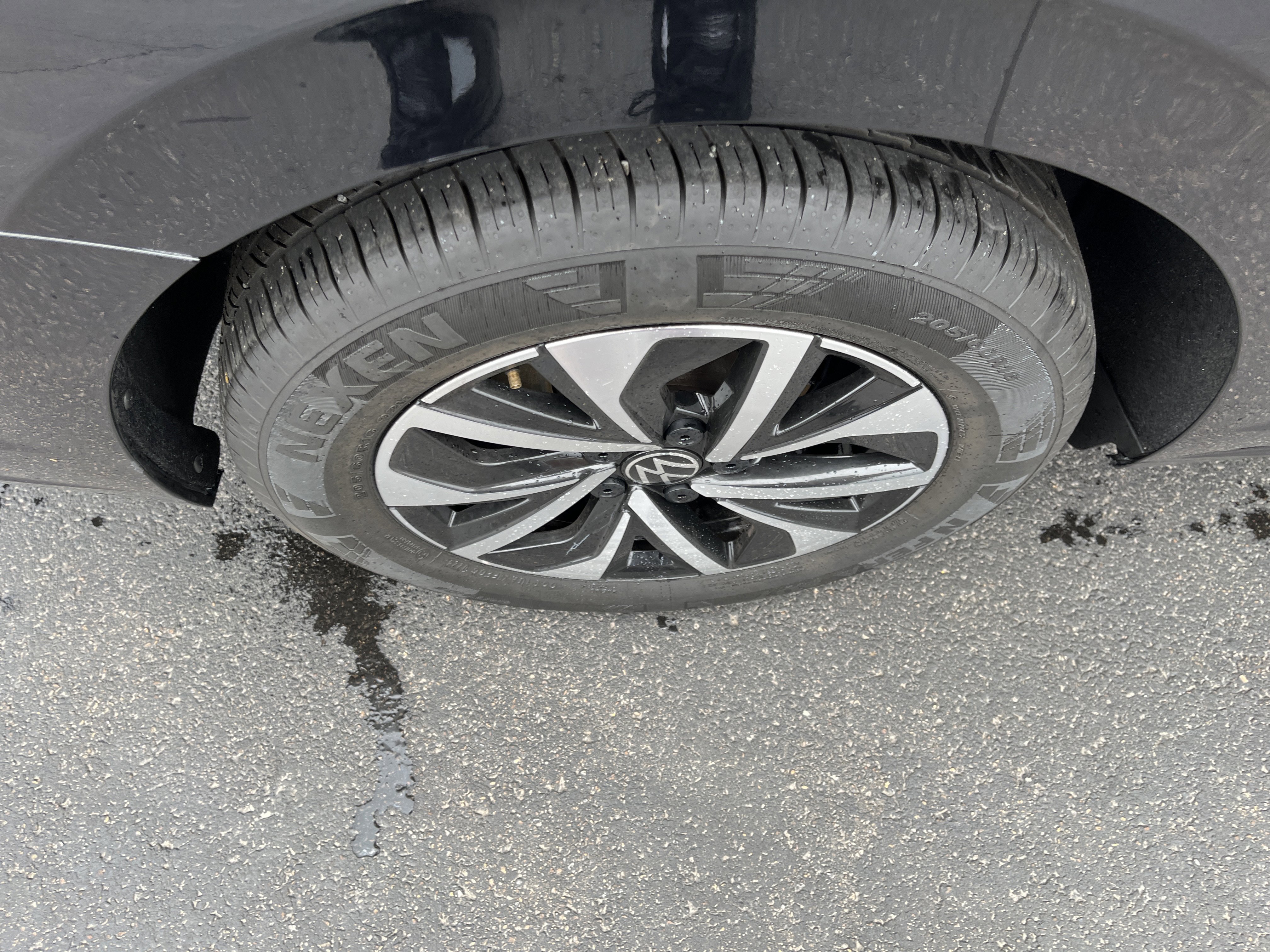 Used 2024 Volkswagen Jetta S image 9