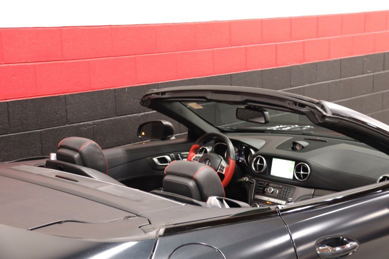 Used 2016 Mercedes-Benz SL 550 w/ Mille Miglia Edition image 10