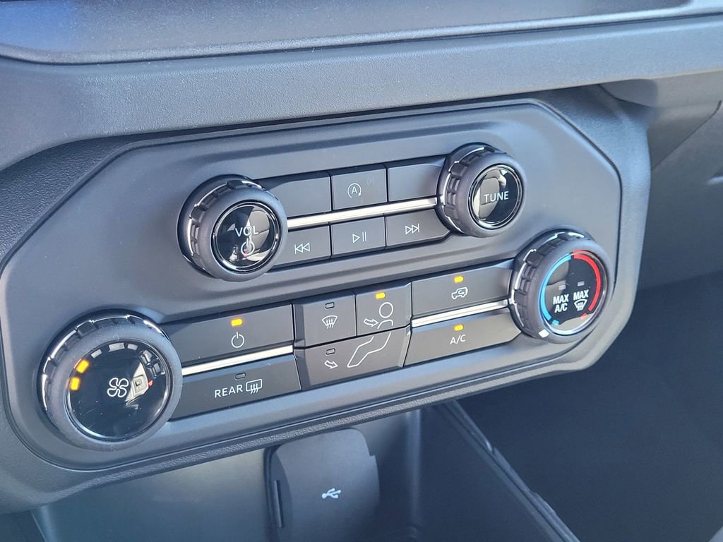 New 2025 Ford Bronco 2-Door image 39