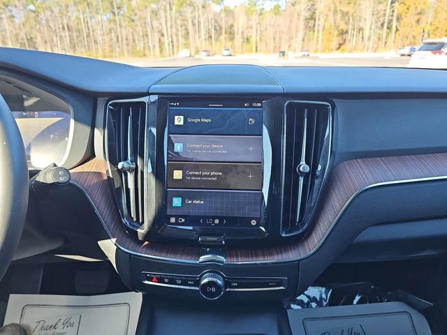 Used 2023 Volvo XC60 B5 Plus w/ Protection Package Premier image 27