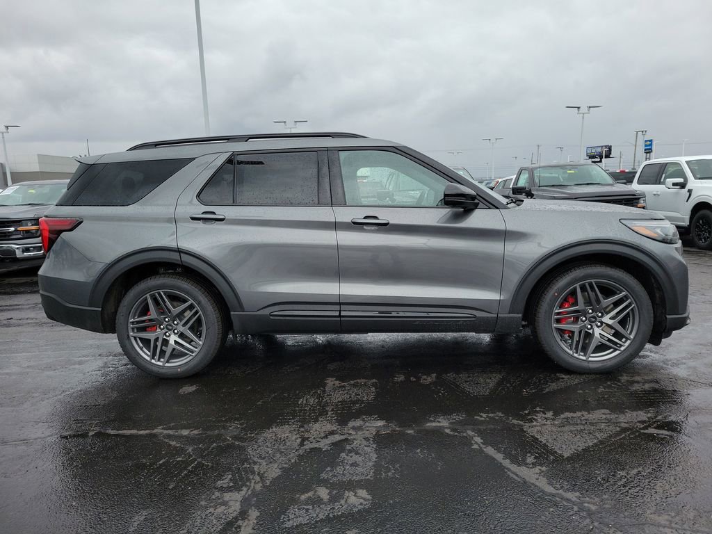 New 2026 Ford Explorer ST w/ Sun And Sound Package image 3