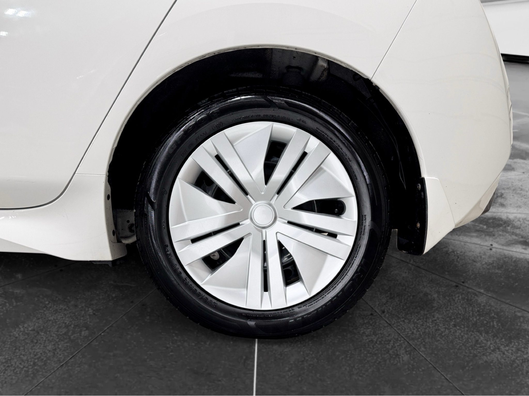 Used 2023 Nissan Leaf S FWD image 28