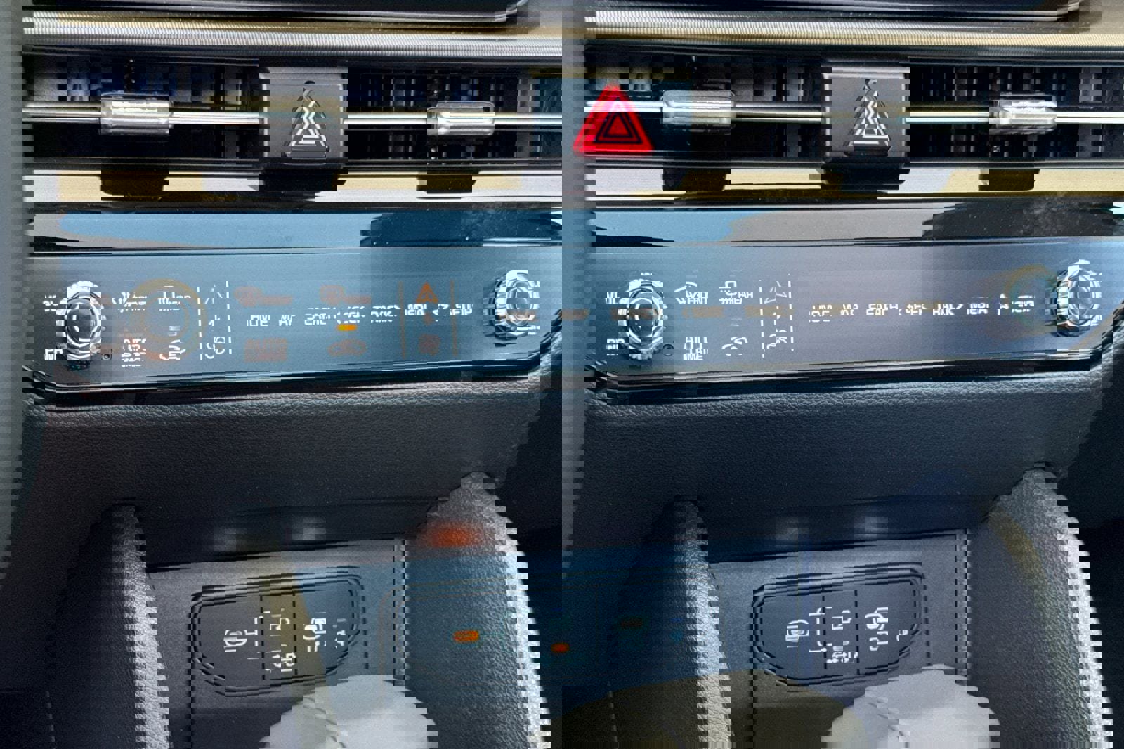 New 2026 Kia Sportage SX image 19