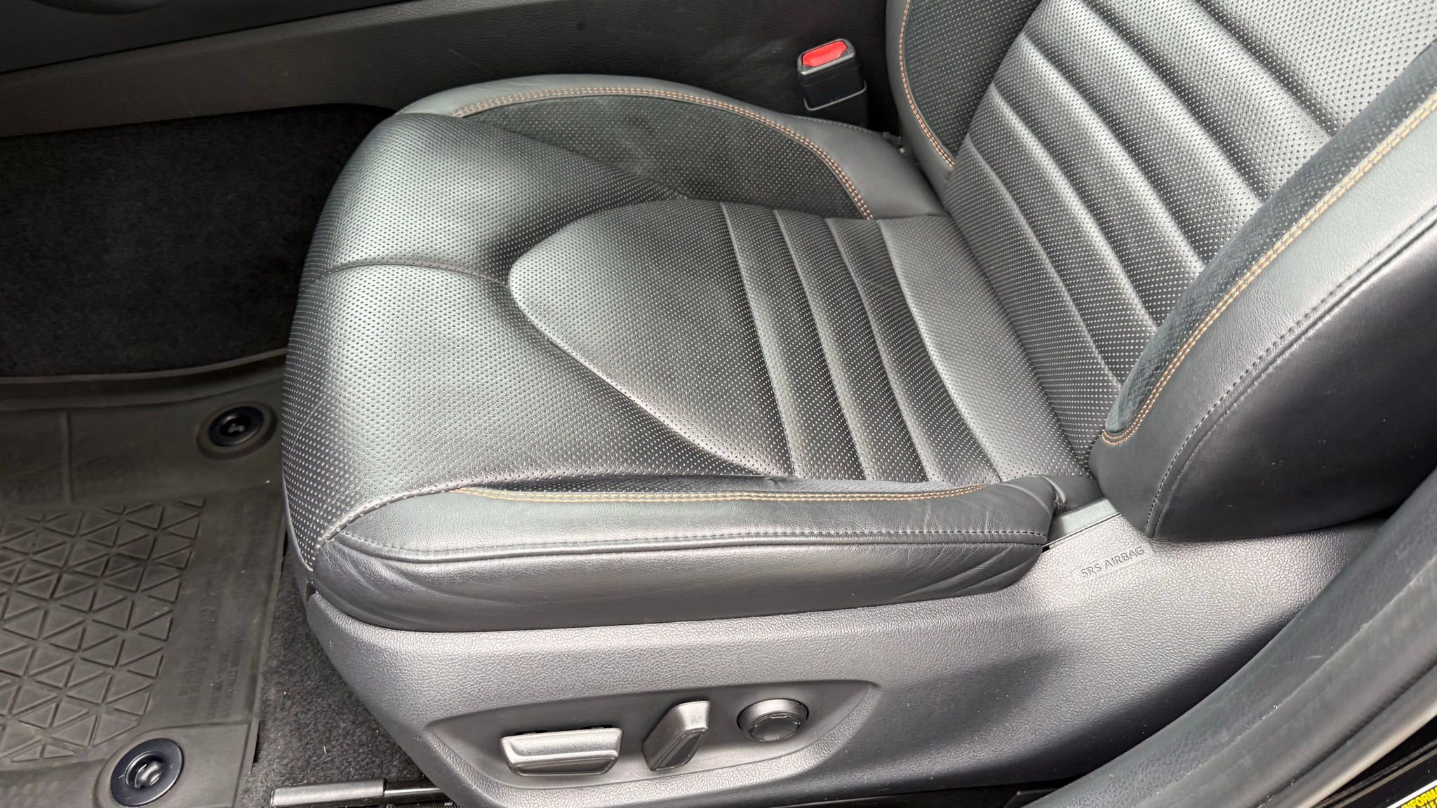 Used 2019 Toyota Avalon Touring image 28