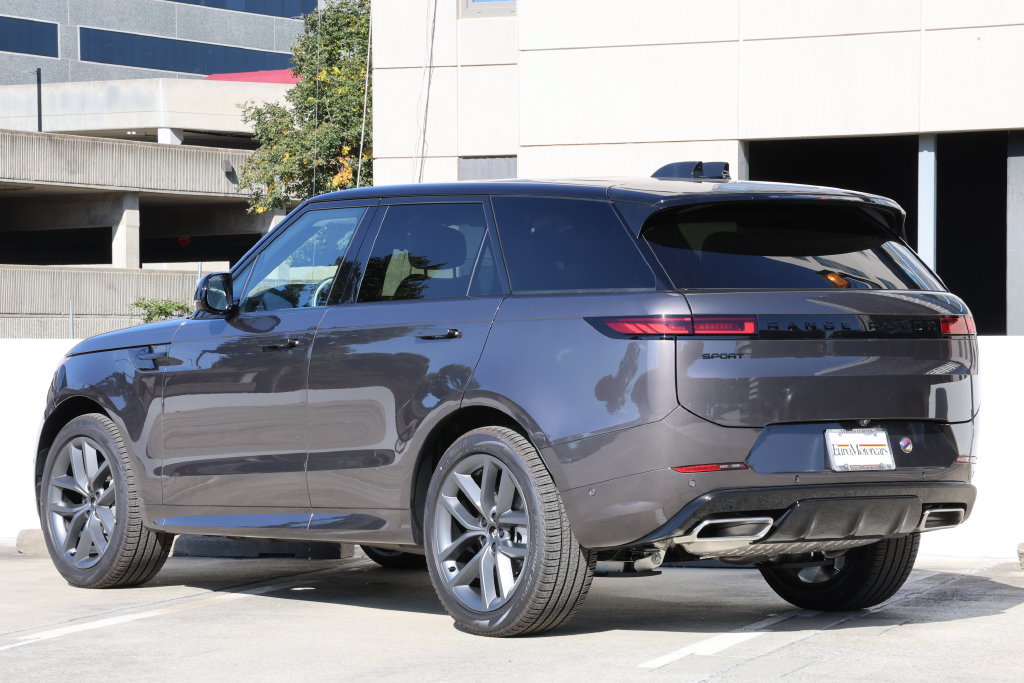 New 2026 Land Rover Range Rover Sport Dynamic SE AWD/4WD image 2