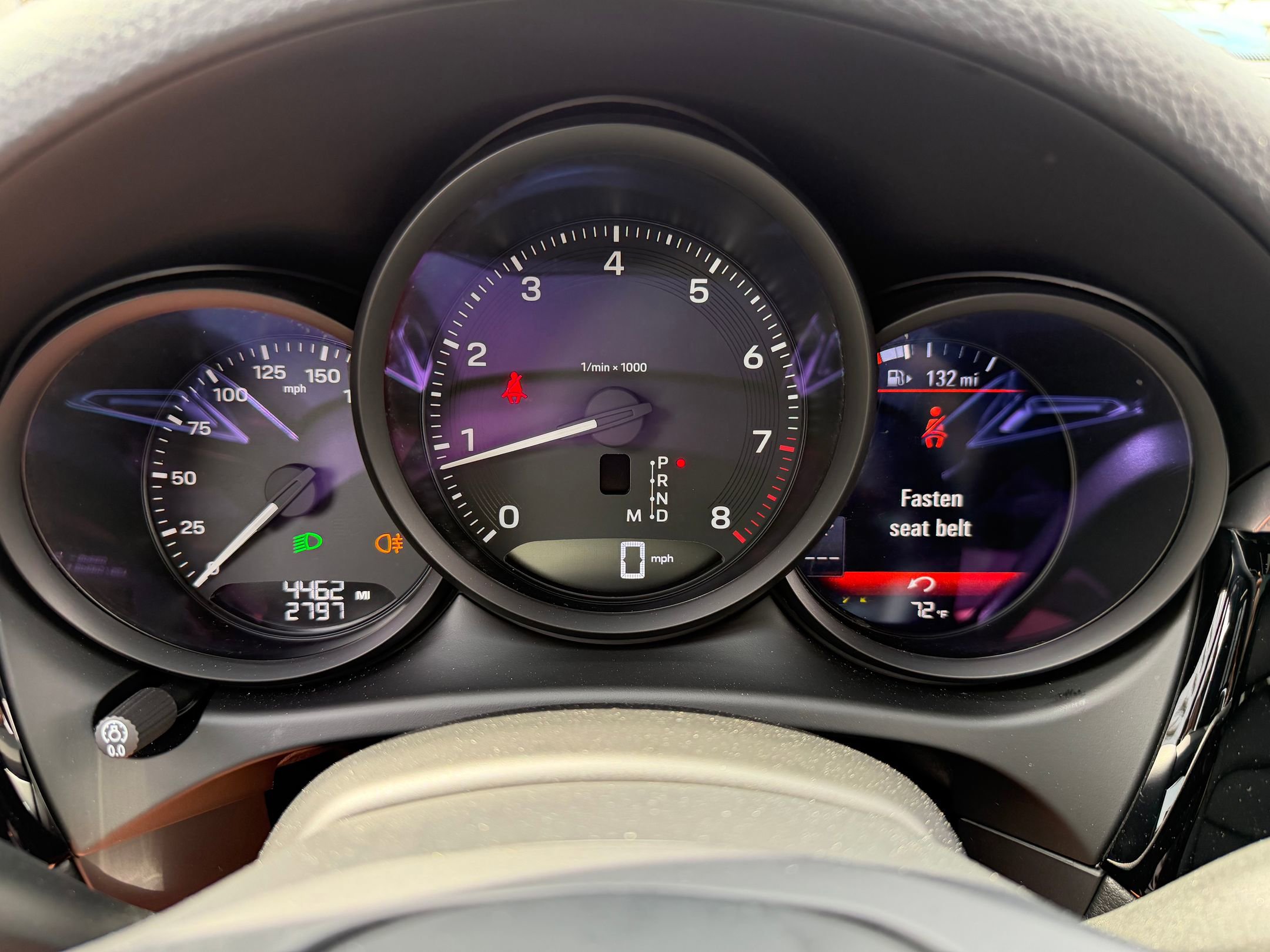 Certified 2026 Porsche Macan AWD/4WD image 33