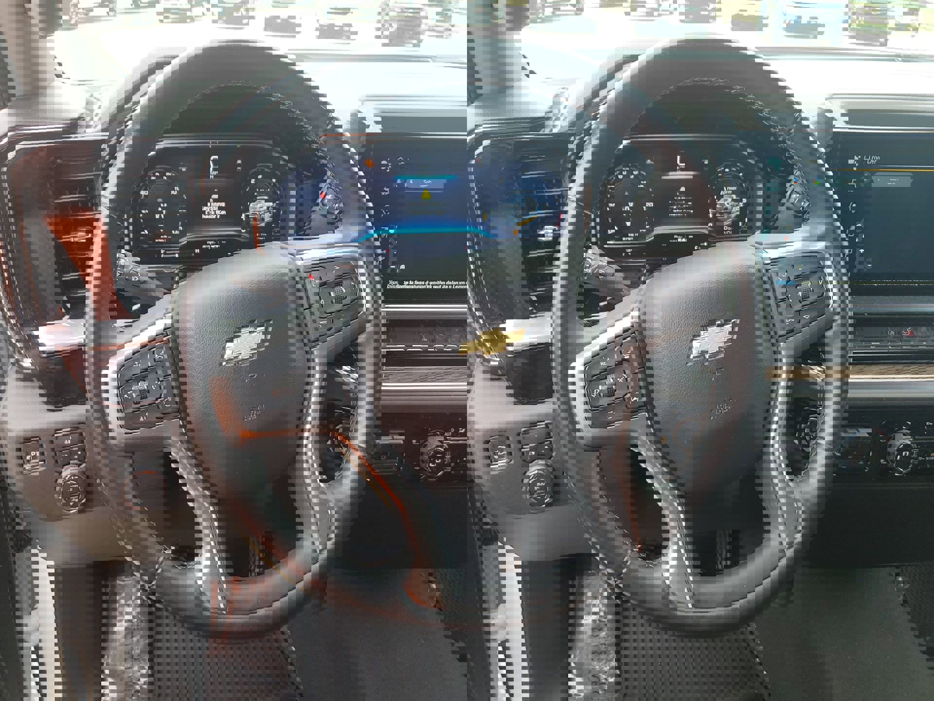 Used 2024 Chevrolet Silverado 2500 LT w/ Convenience Package image 34