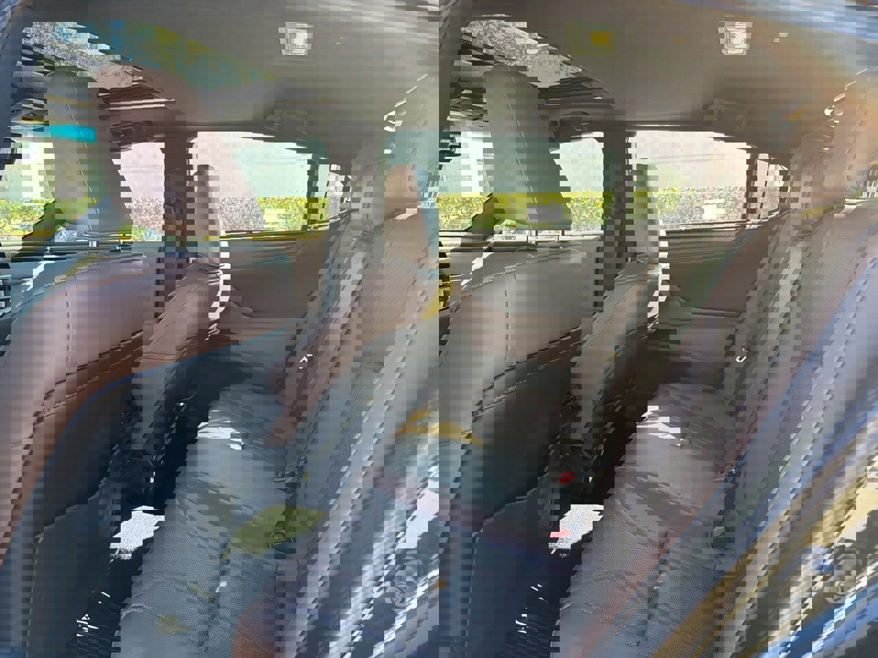 Used 2024 Lexus ES 350 Ultra Luxury image 10