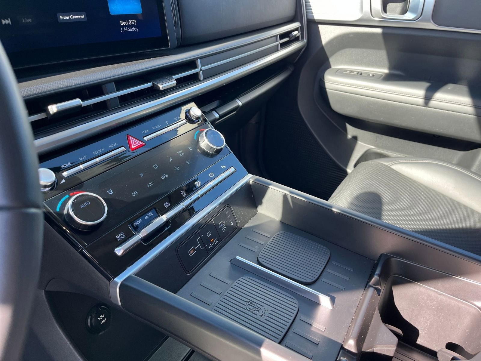 Used 2025 Hyundai Santa Fe SEL image 42