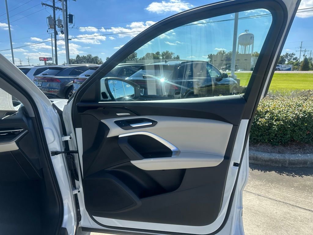 New 2025 Audi Q5 Premium Plus image 26