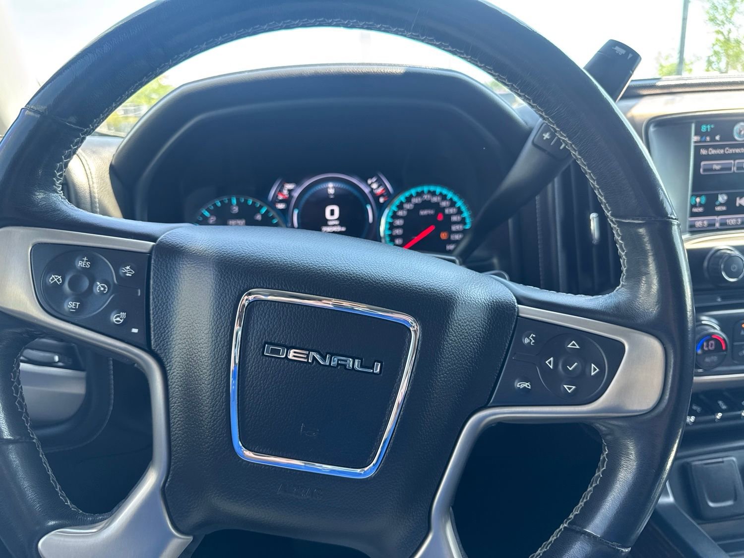 Used 2018 GMC Sierra 1500 Denali w/ Denali Ultimate Package AWD/4WD image 16