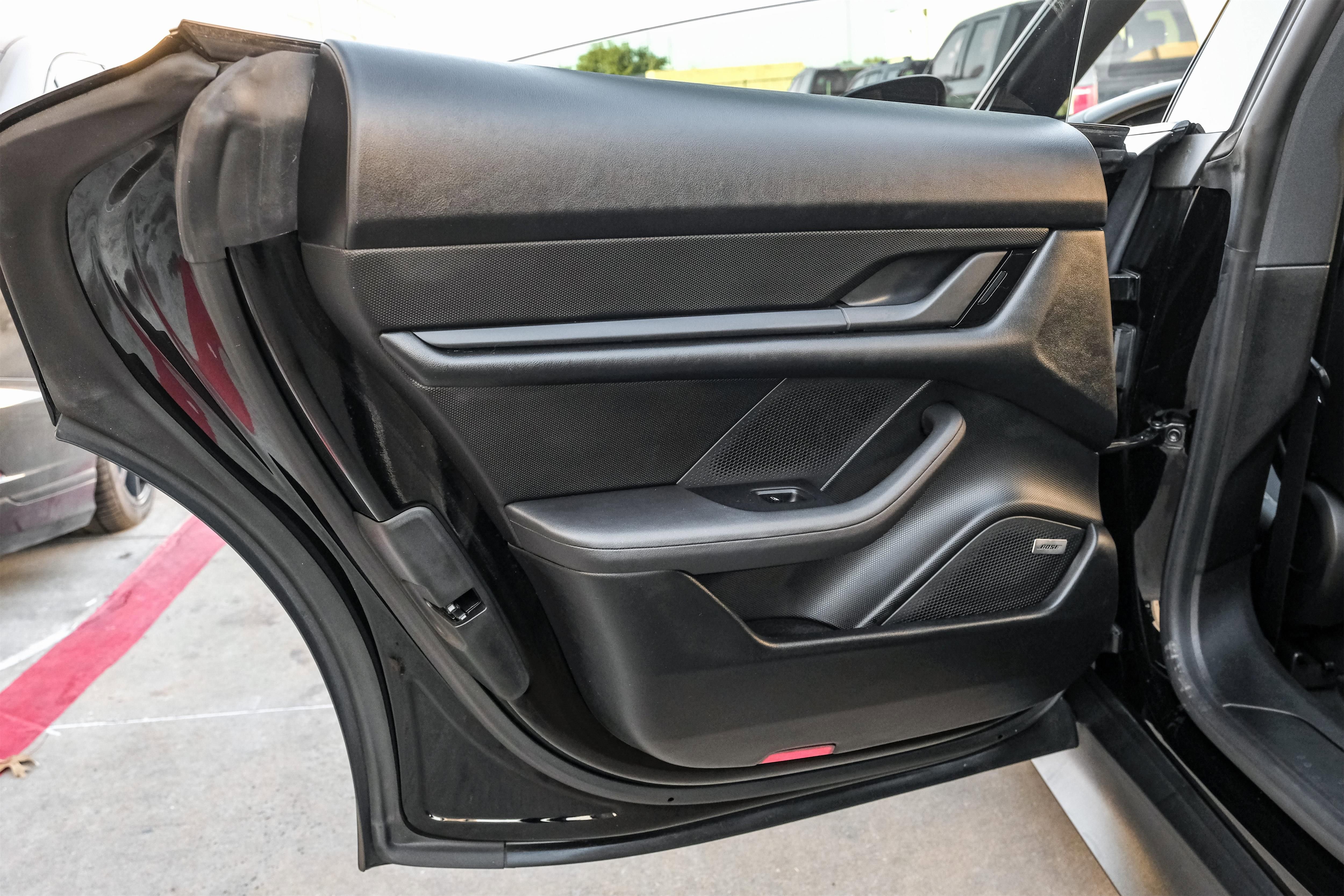 Used 2021 Porsche Taycan image 42