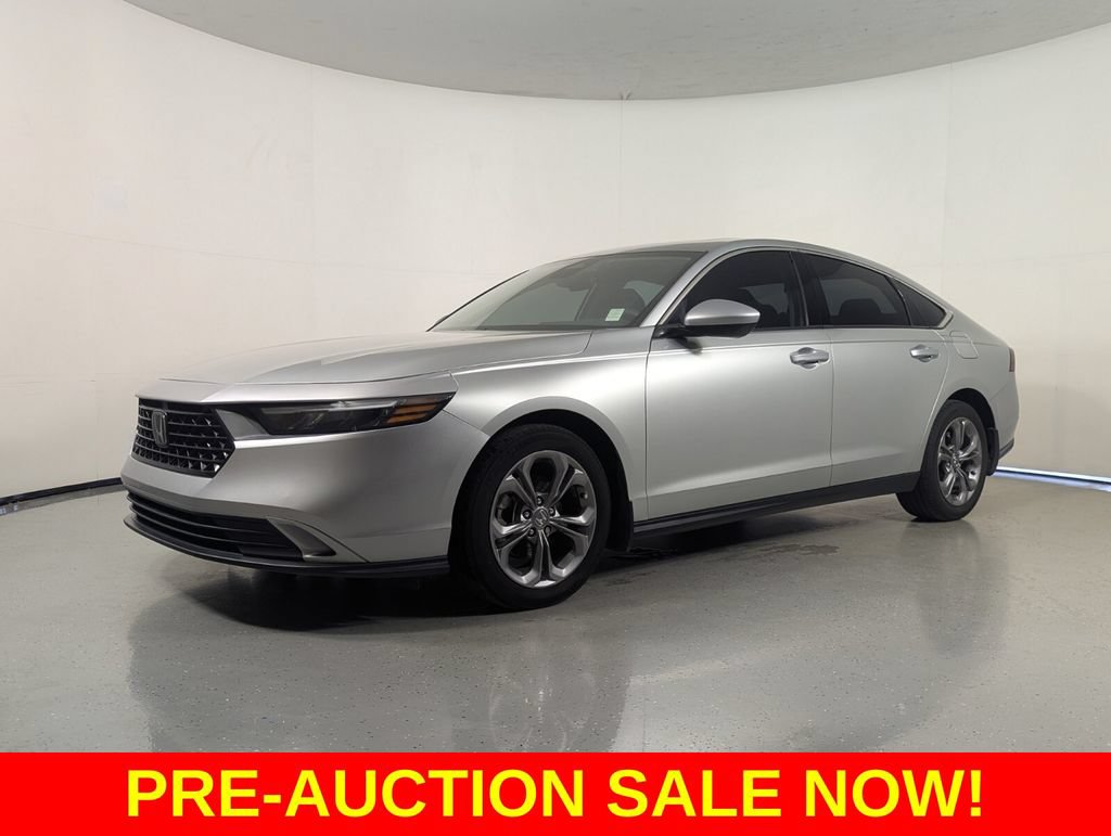 Used 2024 Honda Accord EX image 3