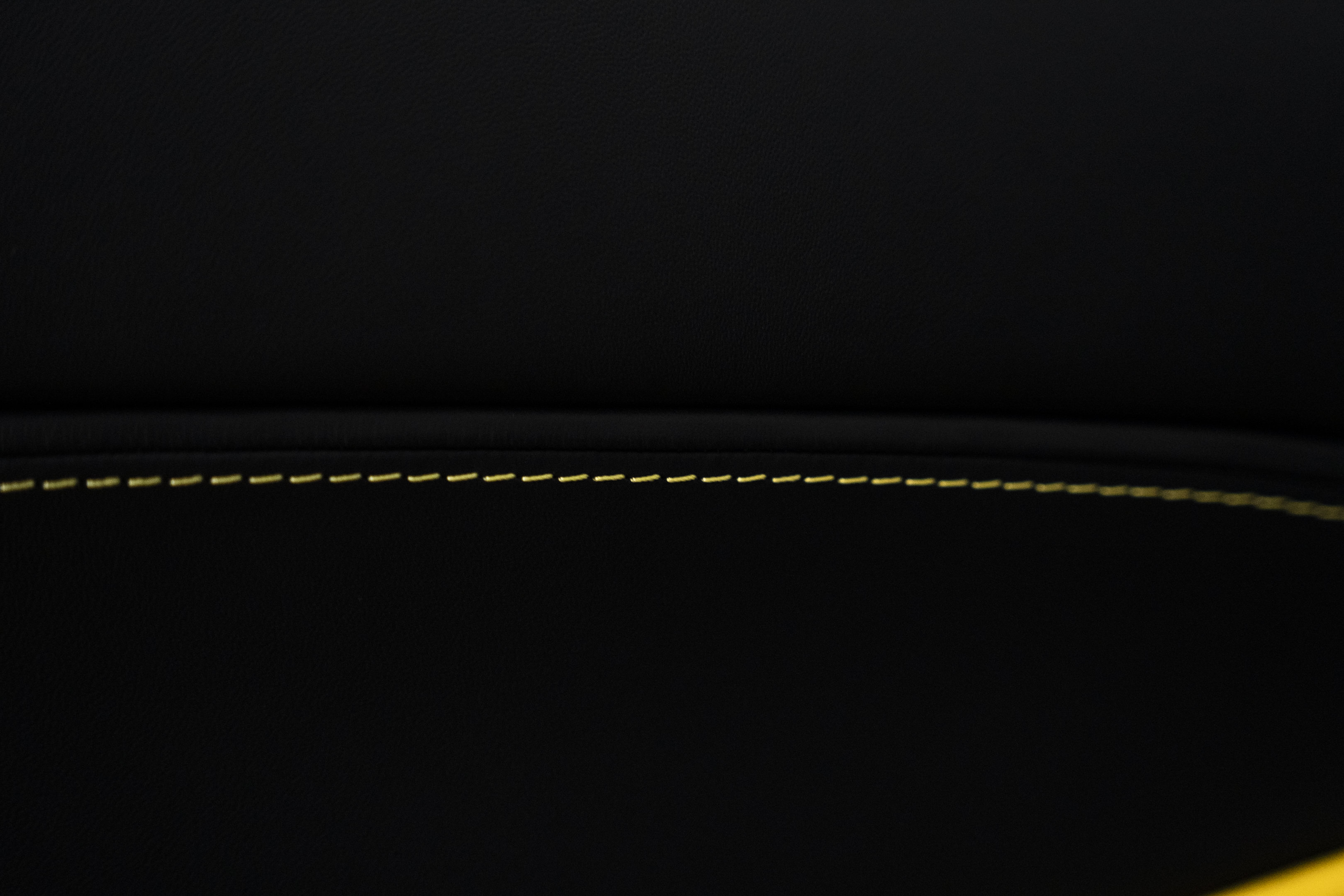 Used 2025 Ferrari Roma Spider RWD image 29