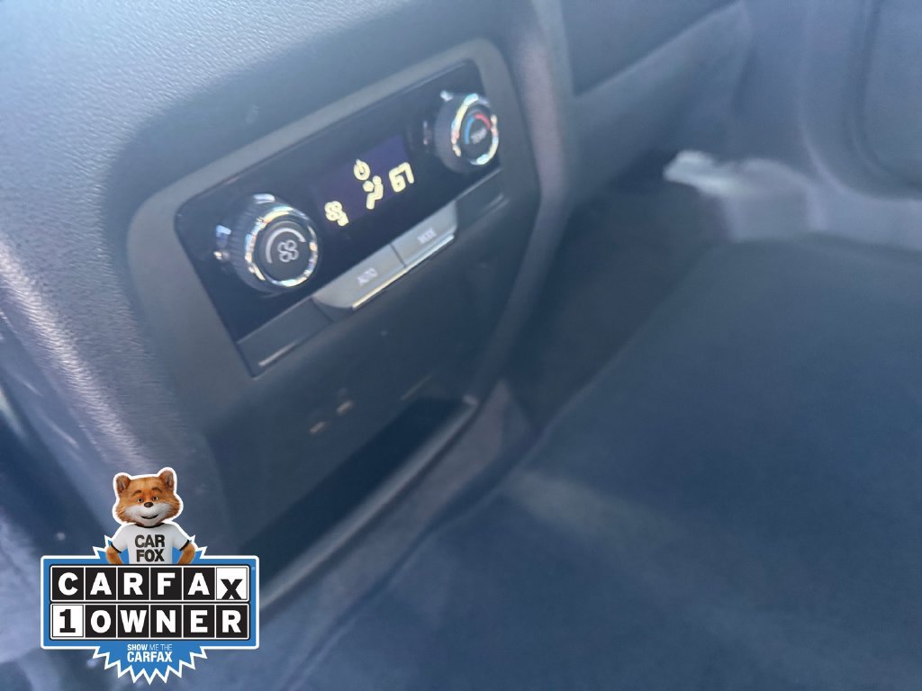 Used 2025 Chevrolet Traverse LT AWD/4WD image 33