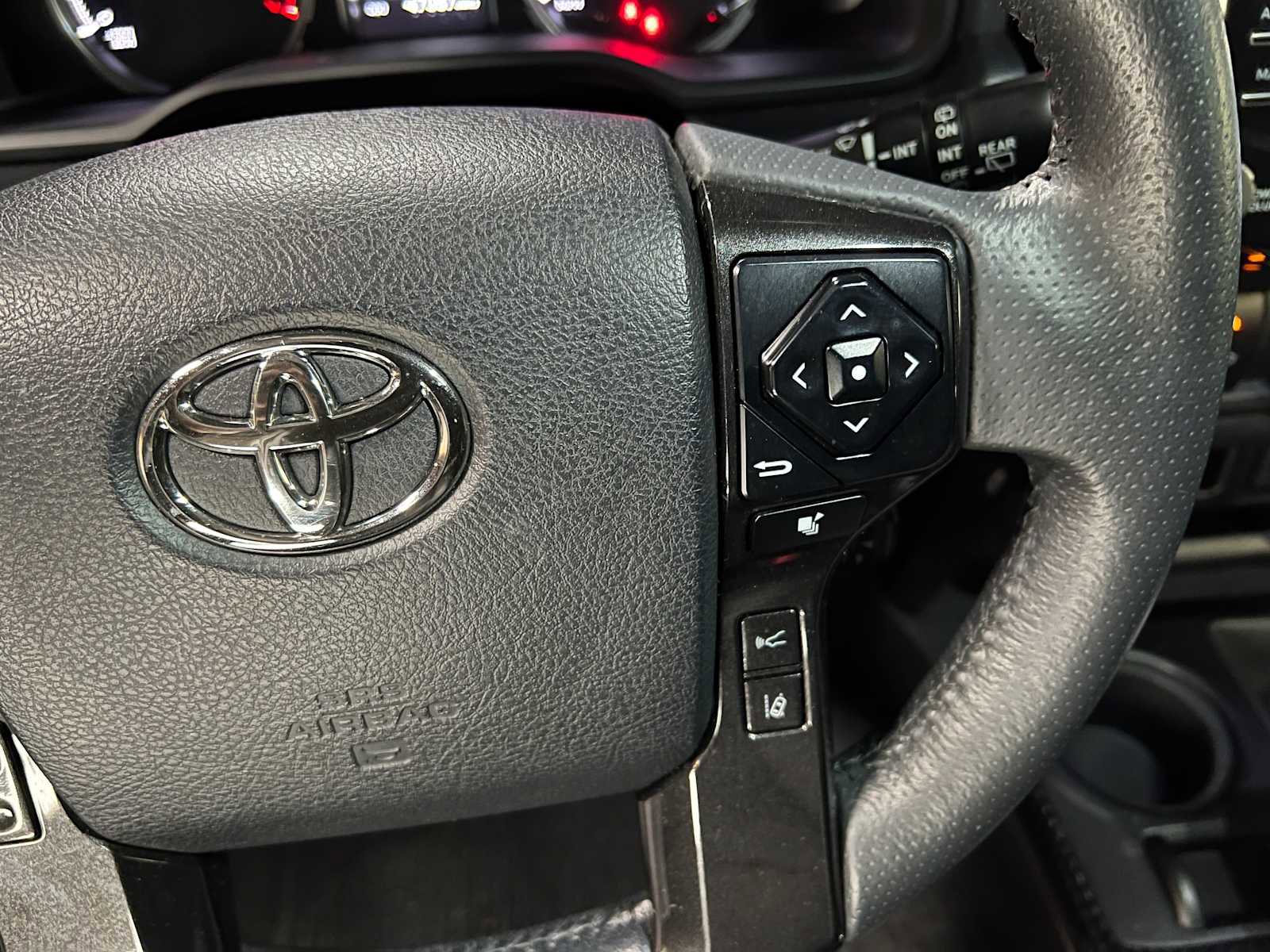 Used 2021 Toyota 4Runner TRD Off-Road Premium w/ Moonroof Package image 29