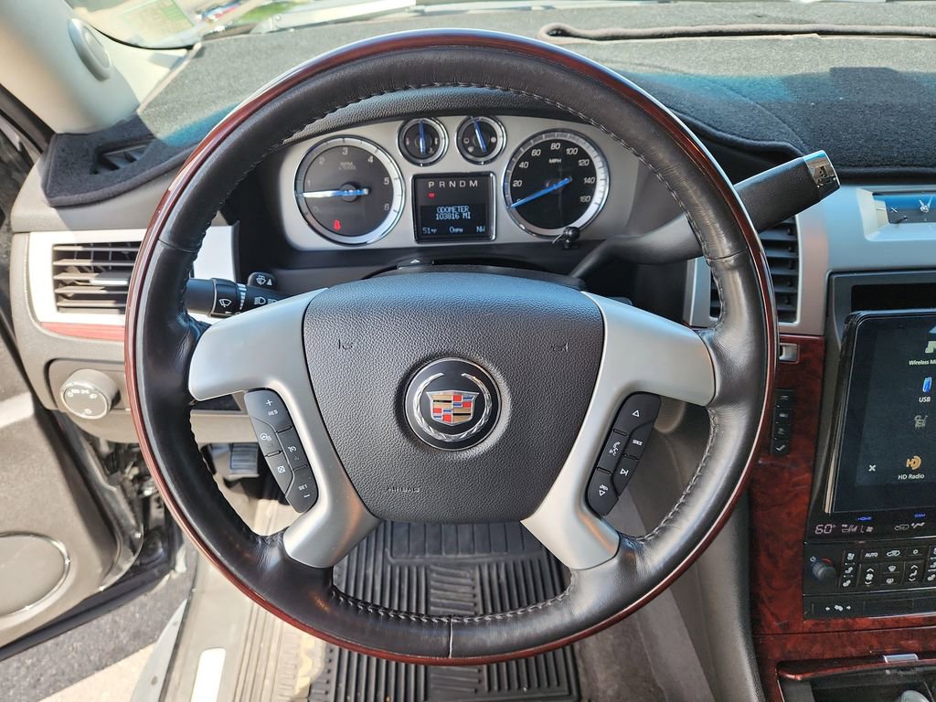 Used 2013 Cadillac Escalade EXT Luxury AWD/4WD image 18