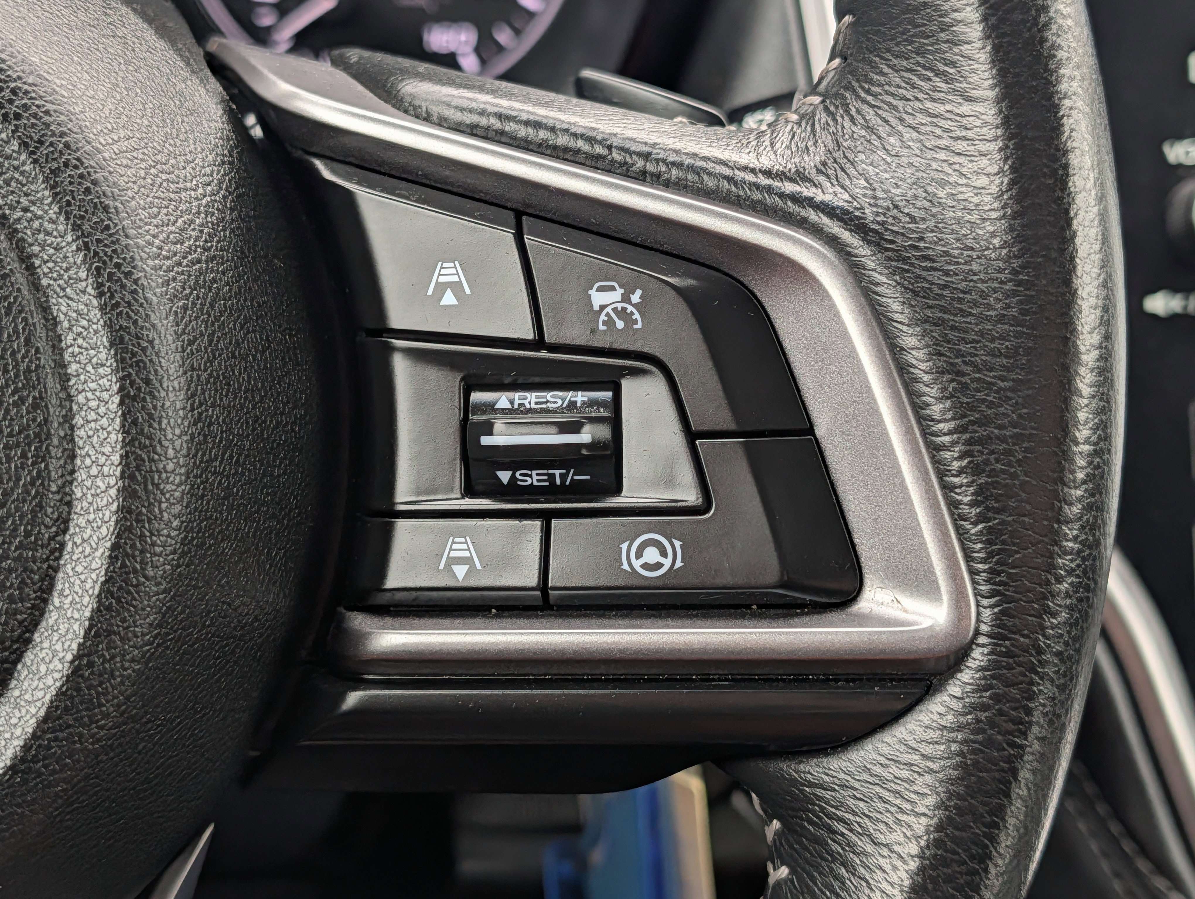 Used 2022 Subaru Outback Premium image 29