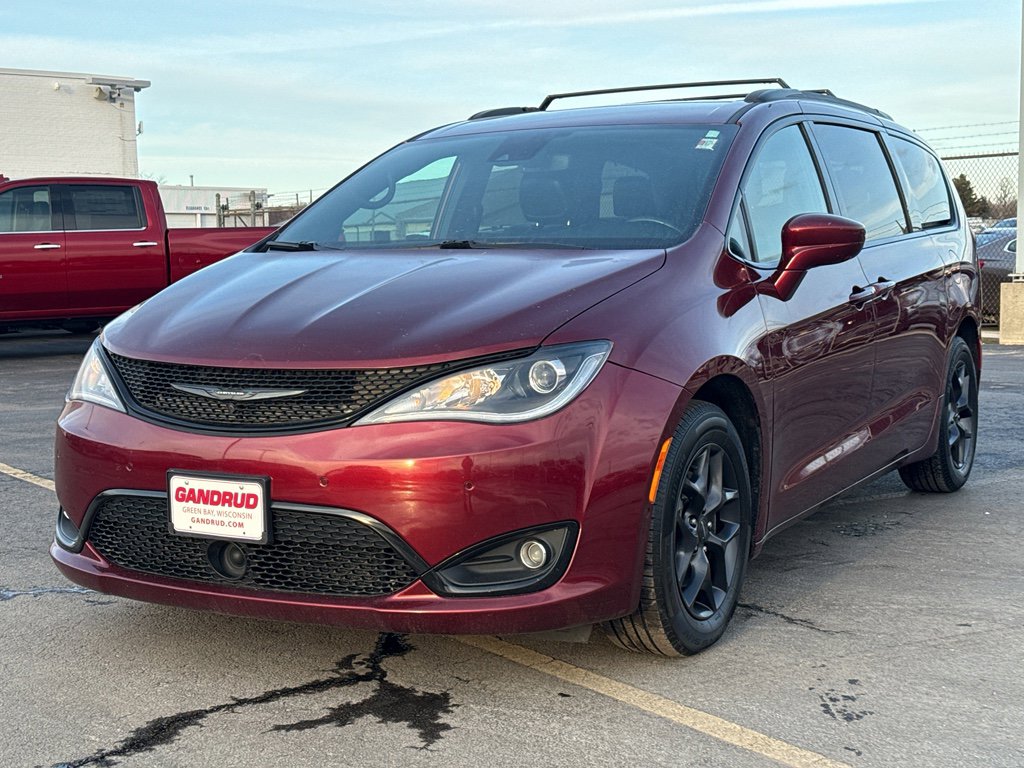 Used 2020 Chrysler Pacifica Touring-L Plus w/ Advanced Safetytec Group image 2
