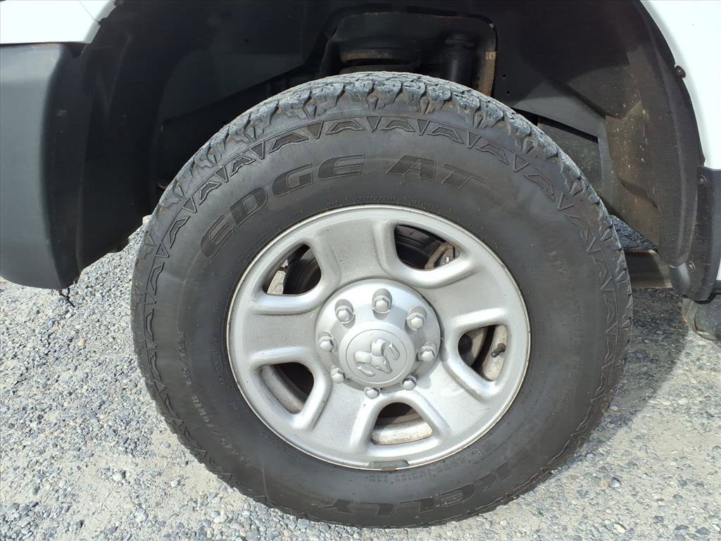 Used 2016 RAM 2500 Tradesman image 9