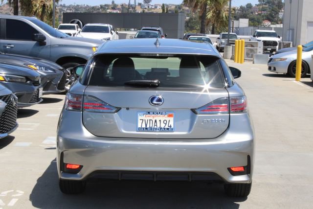 Used 2017 Lexus CT 200h FWD image 21