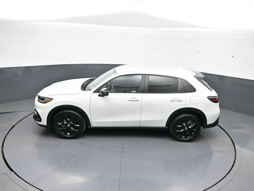 Certified 2024 Honda HR-V Sport image 40