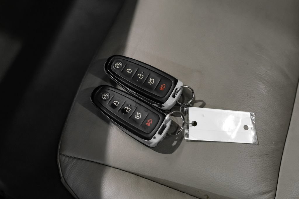 Used 2015 Ford C-MAX Energi SEL w/ Equipment Group 302A FWD image 56