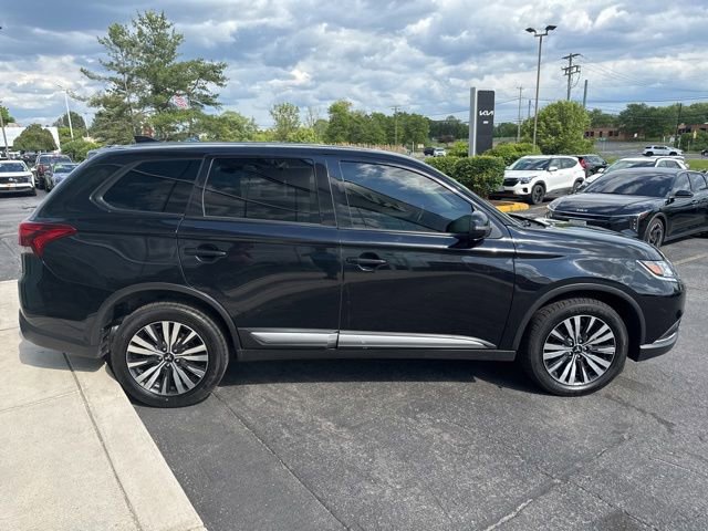 Used 2020 Mitsubishi Outlander ES AWD/4WD image 7