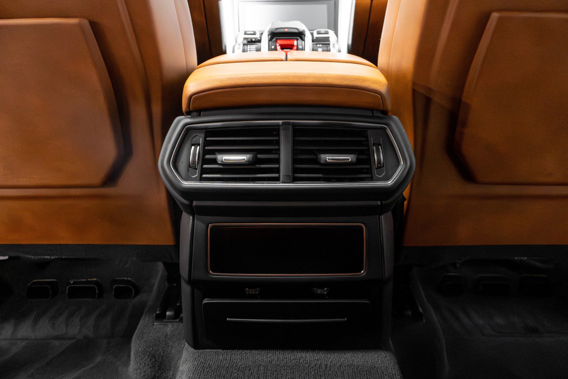 Used 2019 Lamborghini Urus image 30