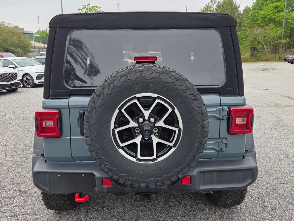 Used 2024 Jeep Wrangler Rubicon image 11